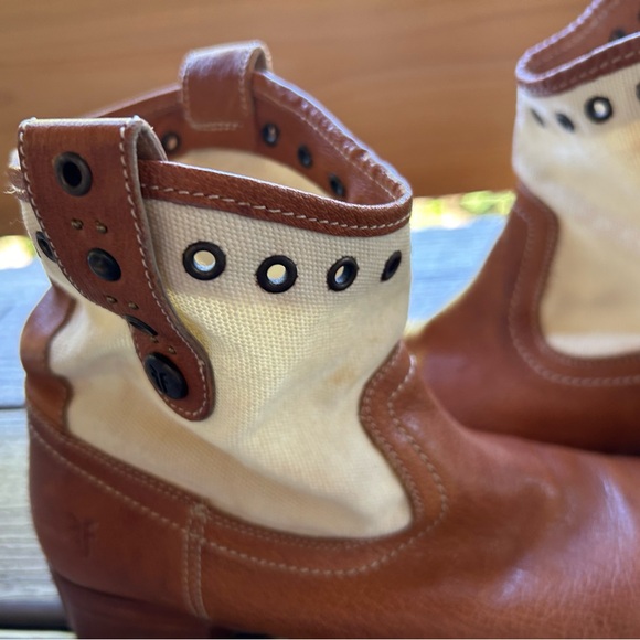 Vintage Frye Shorties with canvas - Picture 3 of 6